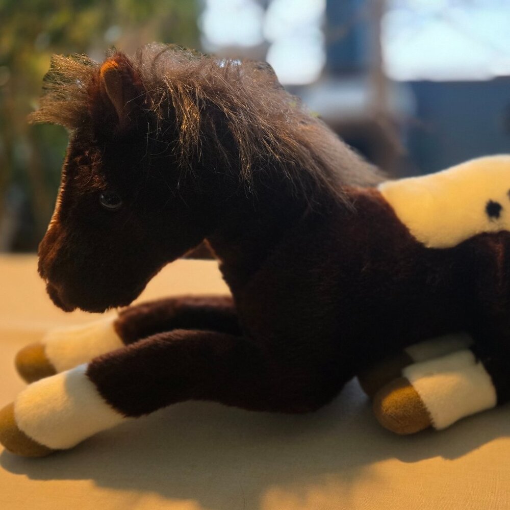 BREYER RESTING LARGE BROWN WHITE HORSE DISPLAYED ONLY